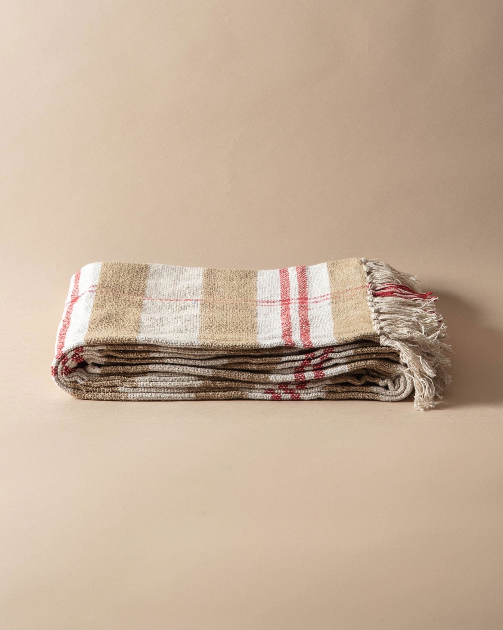 chenille-holiday-plaid-throw-