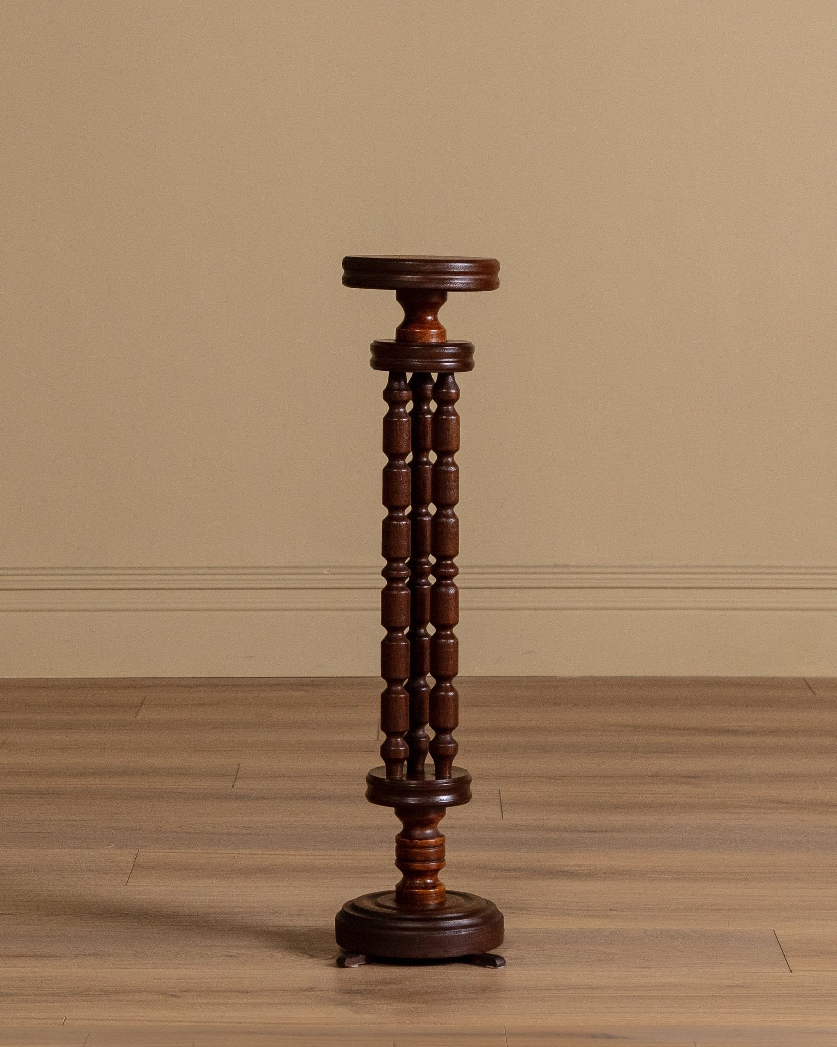 Dutch Art Deco Turned Oak Pedestal Plant Stand, Netherlands, 1930s – Lone  Fox