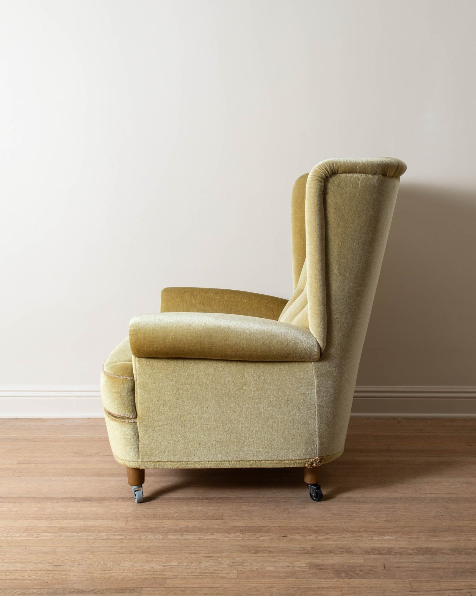 1970 s Dutch Ochre Mohair Wingback Armchairs Pair Lone Fox