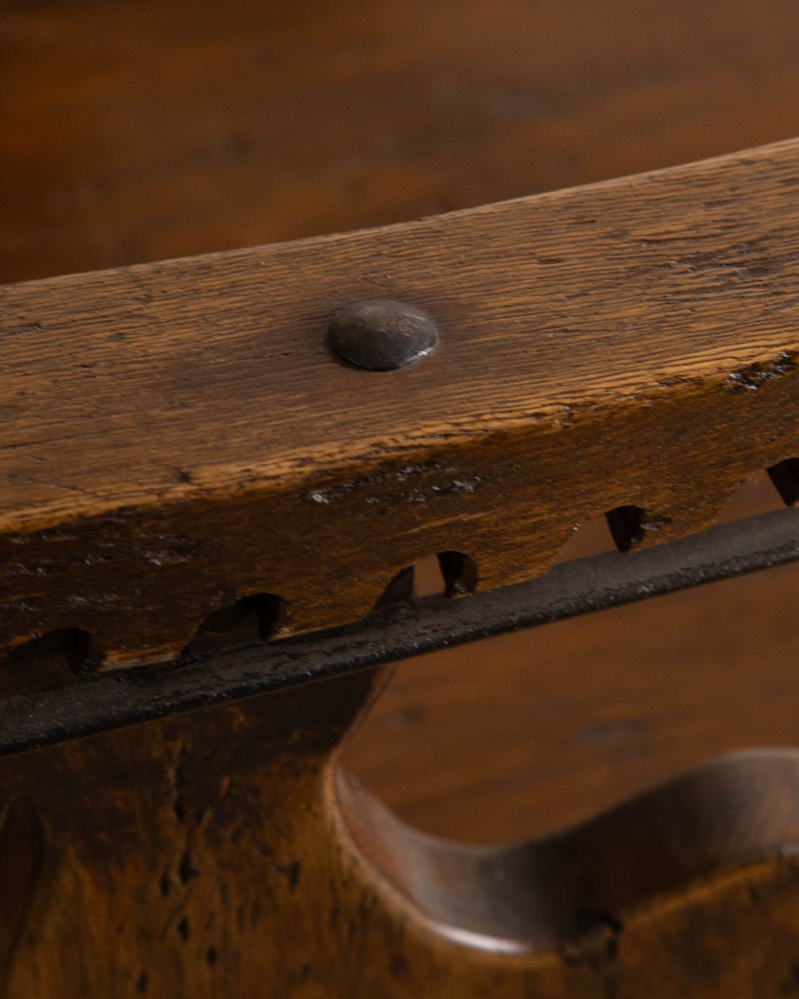 19th Century Dentist Chair Replica – Lone Fox