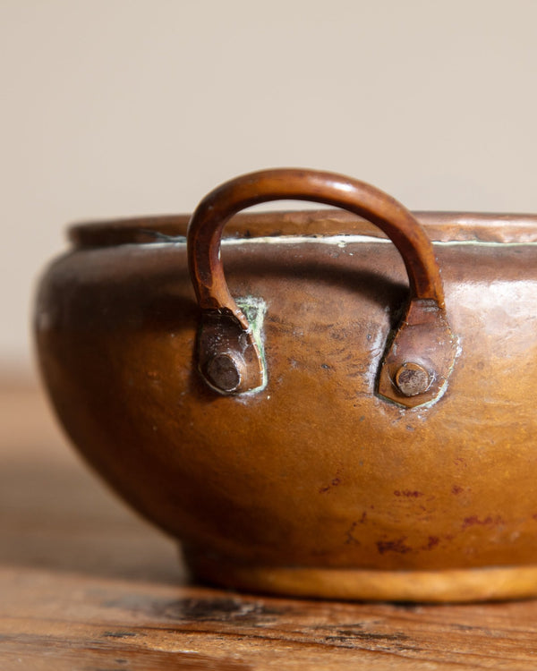 19th Century Small Copper Lidded Pot - Lone Fox