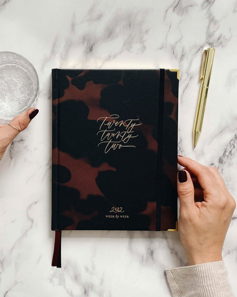 2022 Tortoise Weekly Planner (undated) - Lone Fox