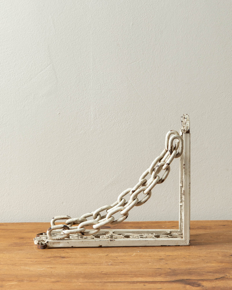 Painted Metal Chain Bookend