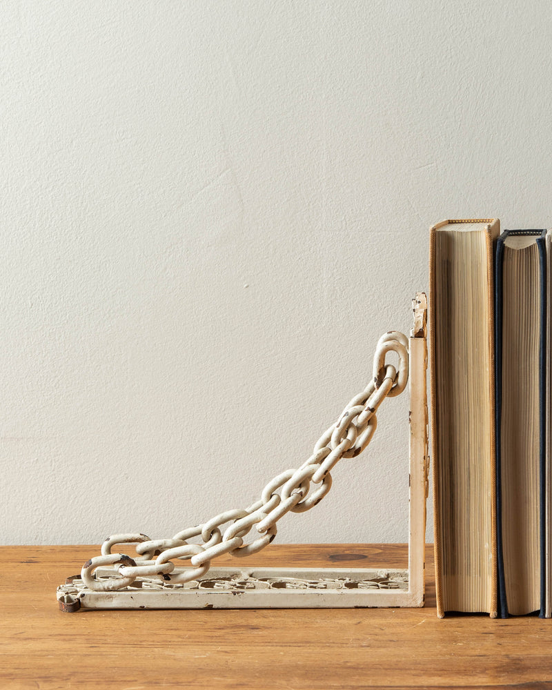 Painted Metal Chain Bookend