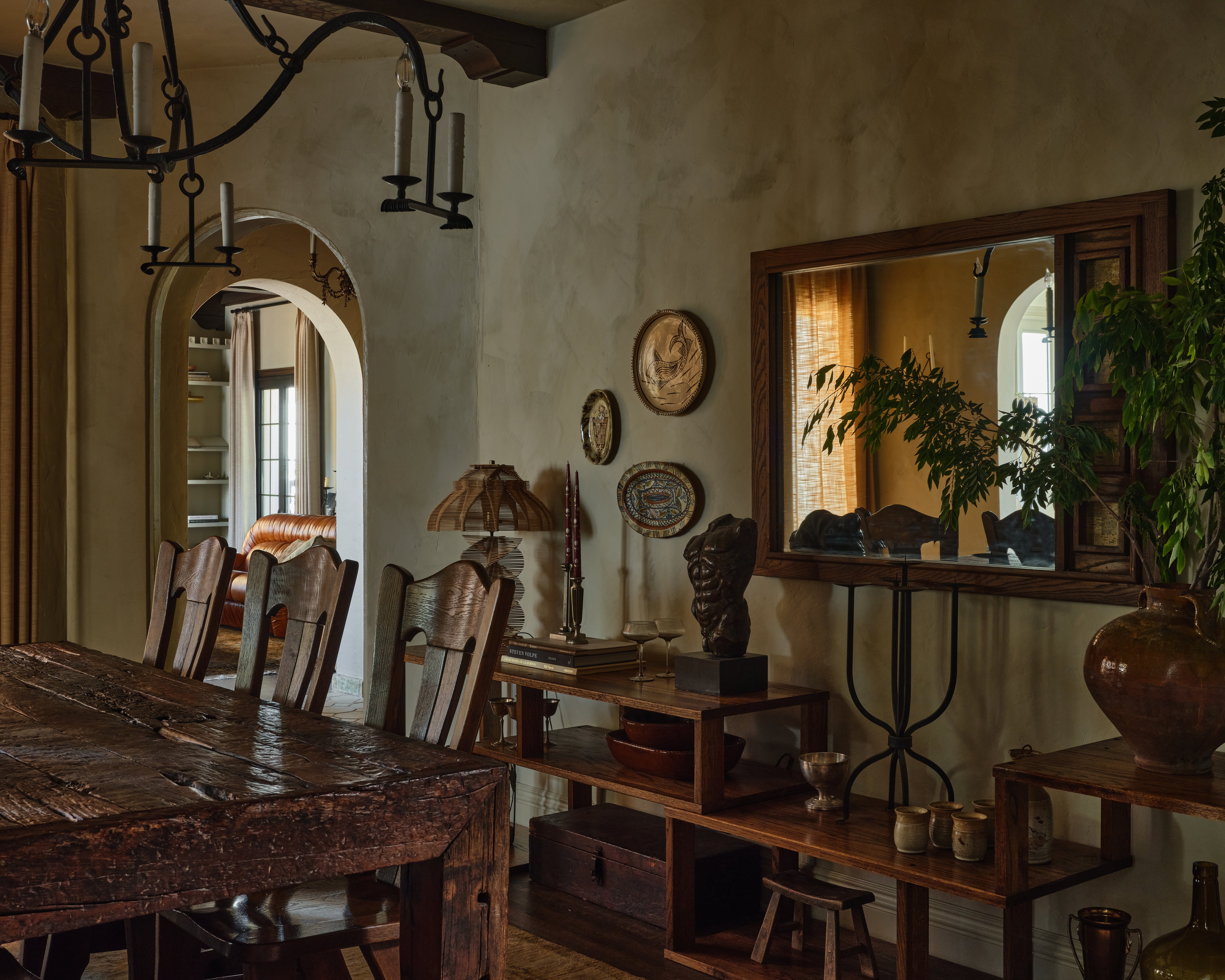 1929 Spanish Dining Room – Lone Fox