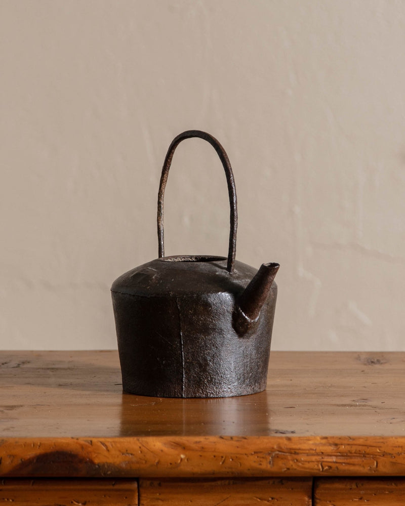 Aged Cast Iron Teapot - Lone Fox