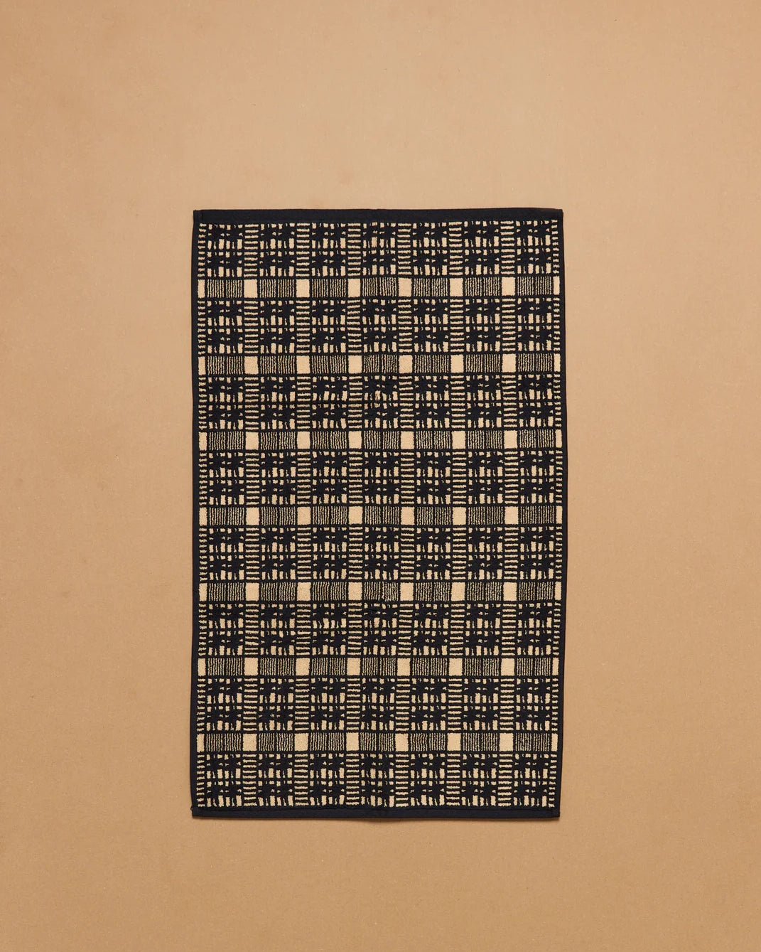 Lone Fox Alma Bath Mat - Thumbnail 3