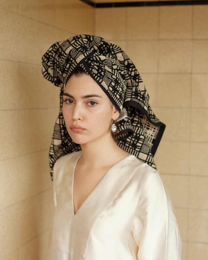 Alma Bath Sheet - Lone Fox