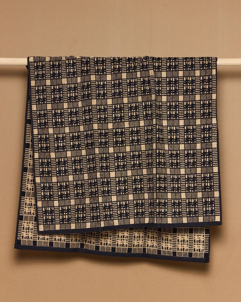 Alma Bath Sheet - Lone Fox
