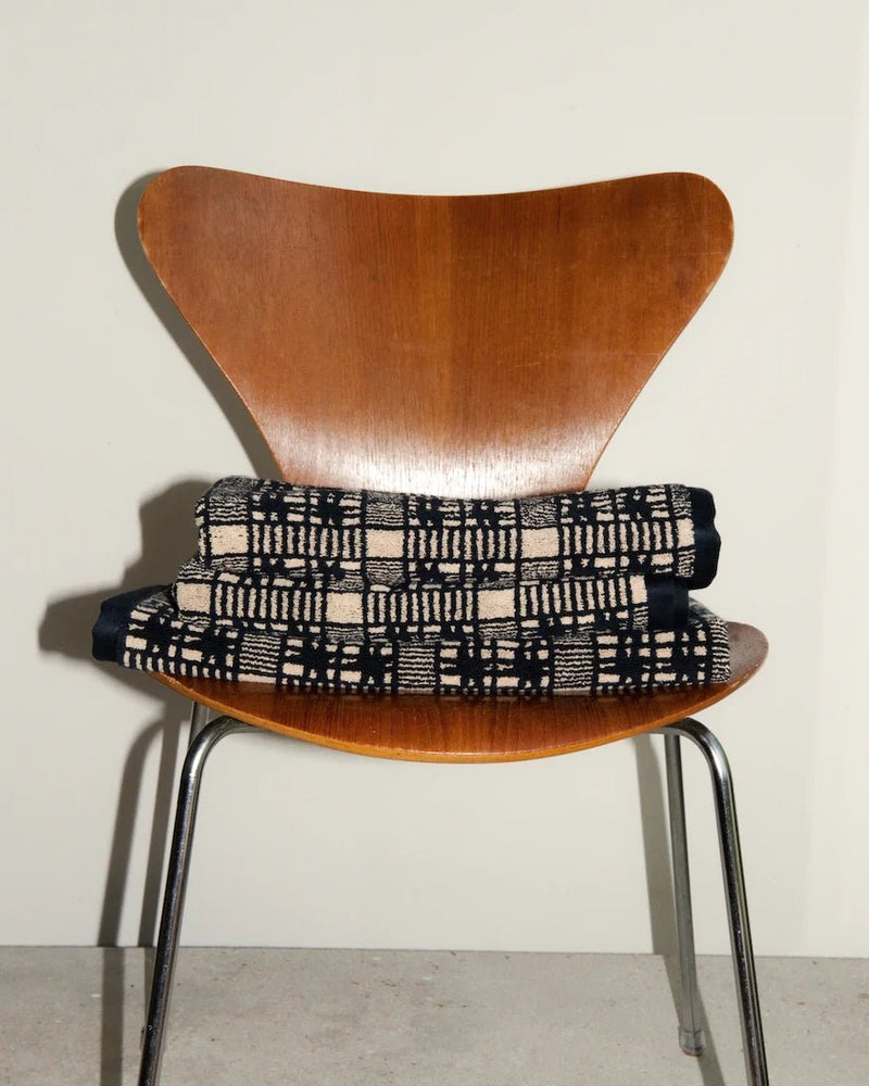 Alma Bath Towel - Lone Fox