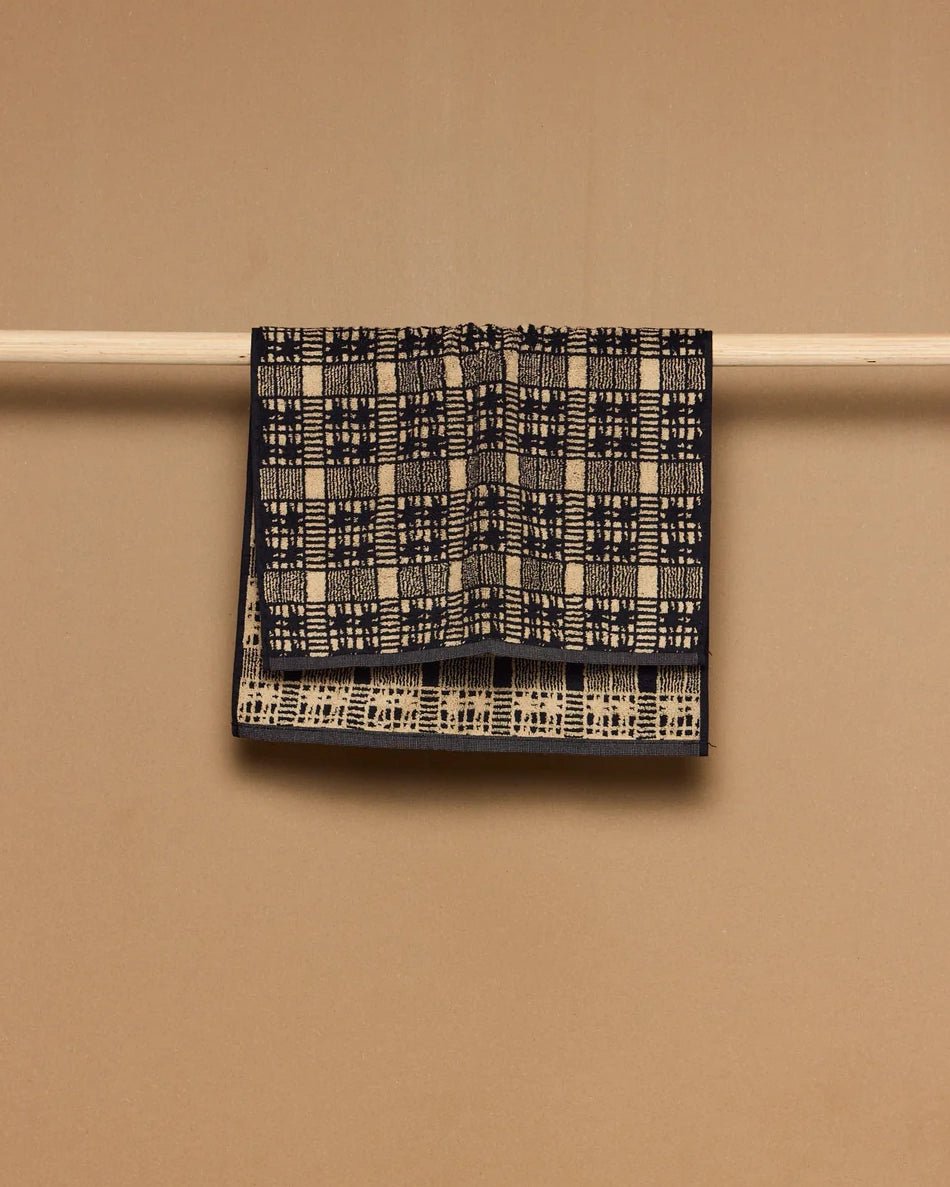 Lone Fox Alma Hand Towel