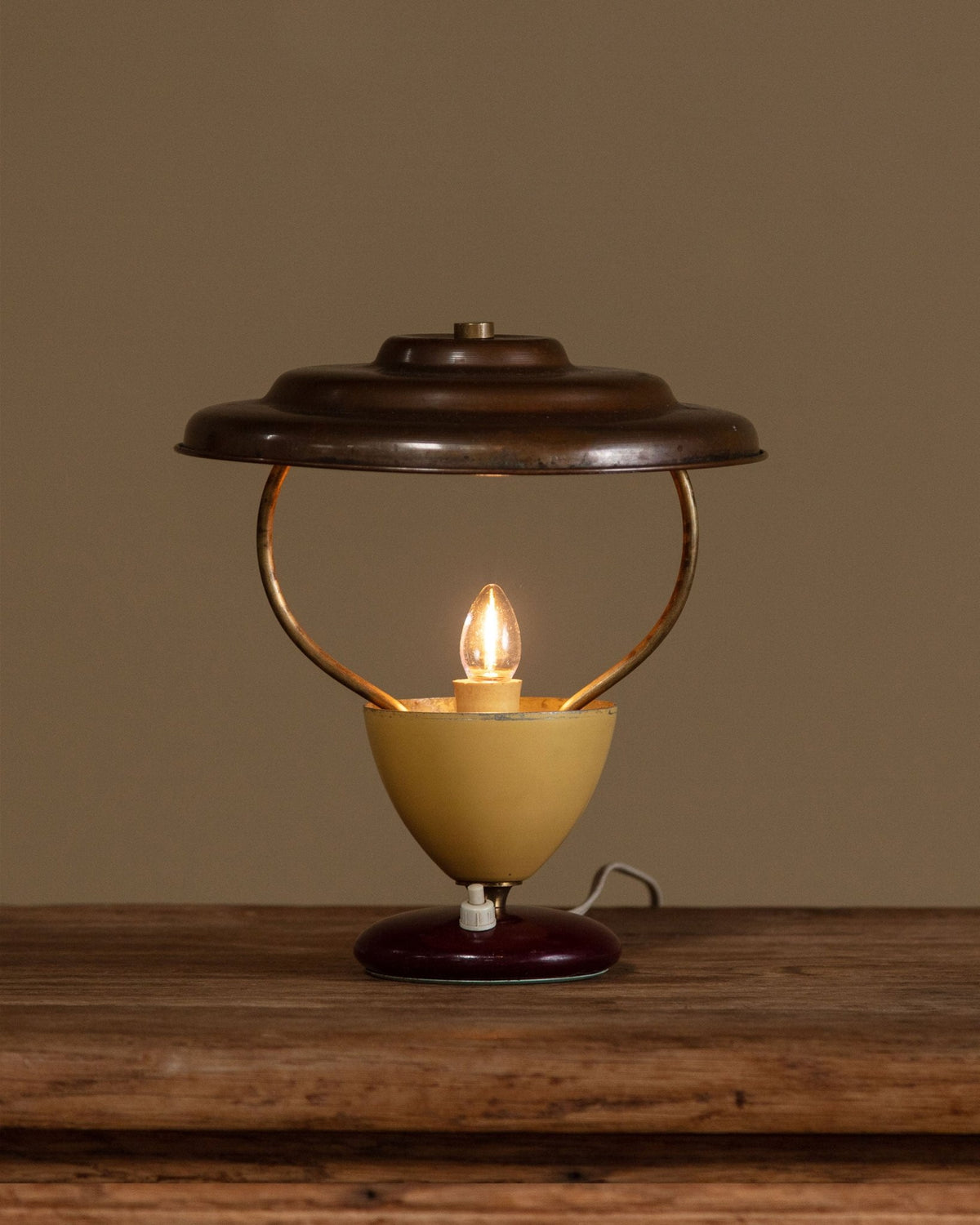 Vintage Lighting – Lone Fox