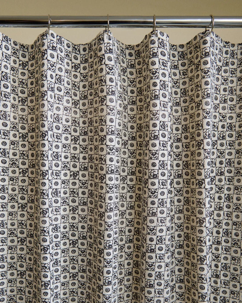 Bibi Shower Curtain - Lone Fox