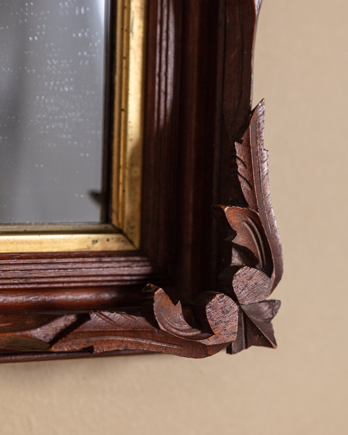 Vintage Decor – Lone Fox