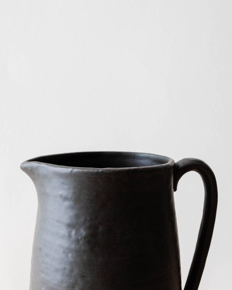 Brogan Contrast Pitcher - Lone Fox