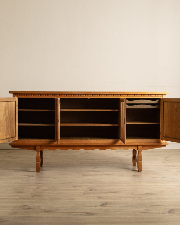 Brutalist Oak & Glass Front Sideboard by Henning Kjaernulf, Denmark, 1970's - Lone Fox