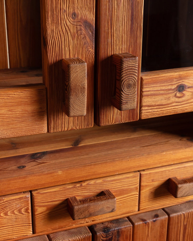Brutalist Pine Christian IV Cabinet by Hans Fryndel, Denmark, 1970's - Lone Fox