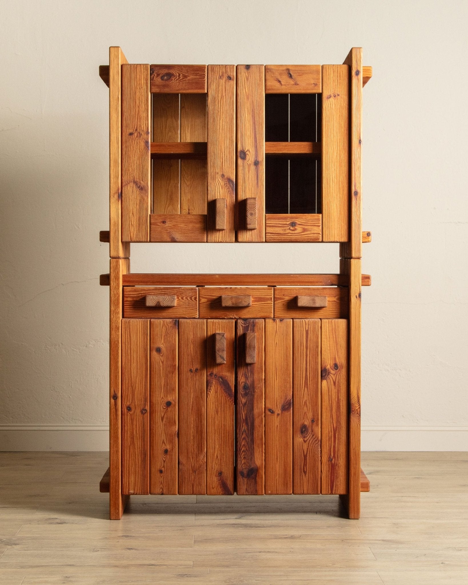 Brutalist Pine Christian IV Cabinet by Hans Fryndel, Denmark, 1970's - Lone Fox