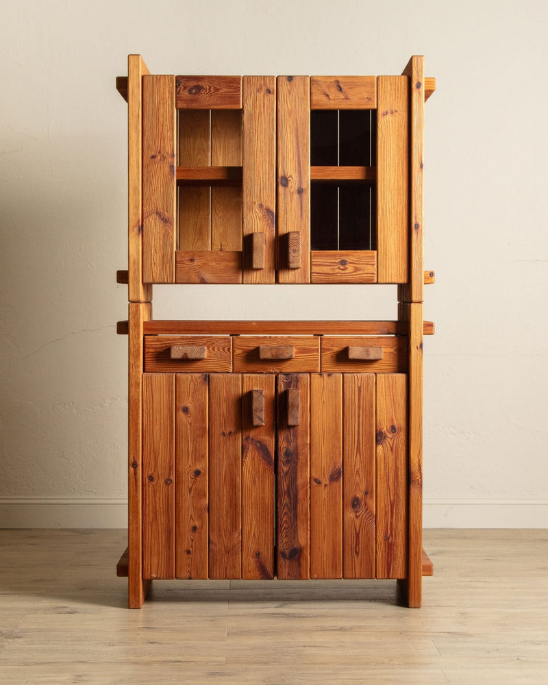 Brutalist Pine Christian IV Cabinet by Hans Fryndel, Denmark, 1970's - Lone Fox