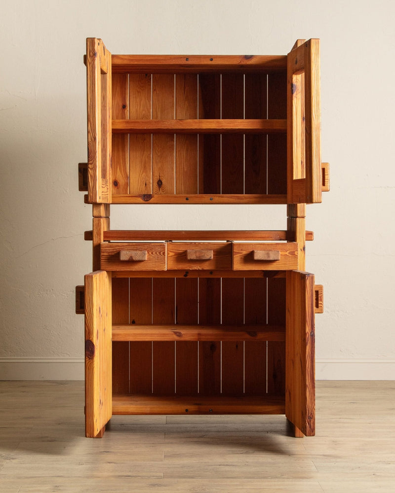 Brutalist Pine Christian IV Cabinet by Hans Fryndel, Denmark, 1970's - Lone Fox
