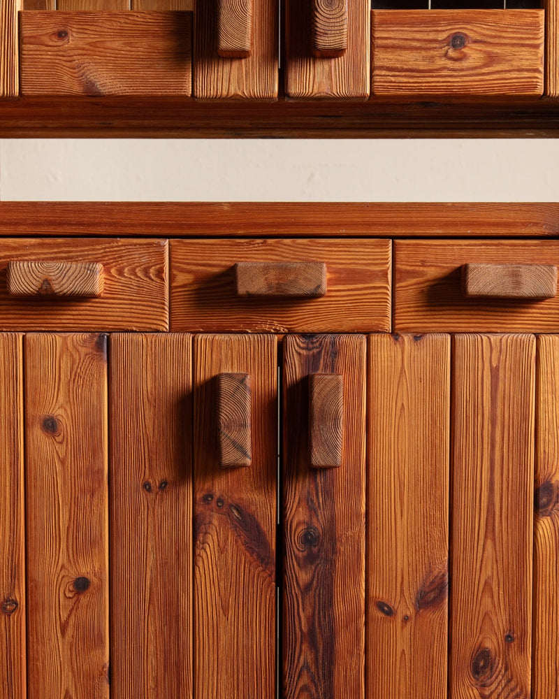 Brutalist Pine Christian IV Cabinet by Hans Fryndel, Denmark, 1970's - Lone Fox