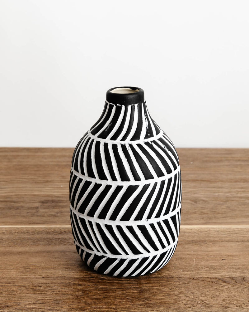 Claude Matte Ceramic Vase - Lone Fox