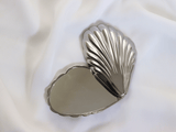 Deco Shell Compact Mirror: Silver