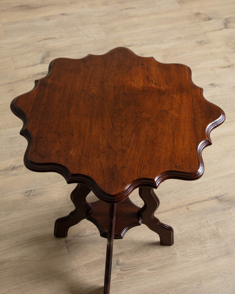 Early 20th Century Gothic Oak Side Table - Lone Fox