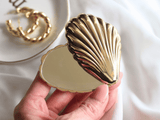 Deco Shell Compact Mirror: Silver