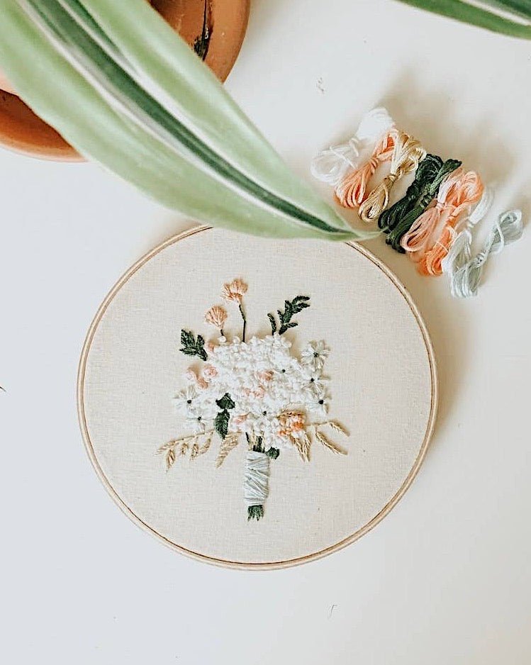 "Floral" Embroidery Kit - Lone Fox