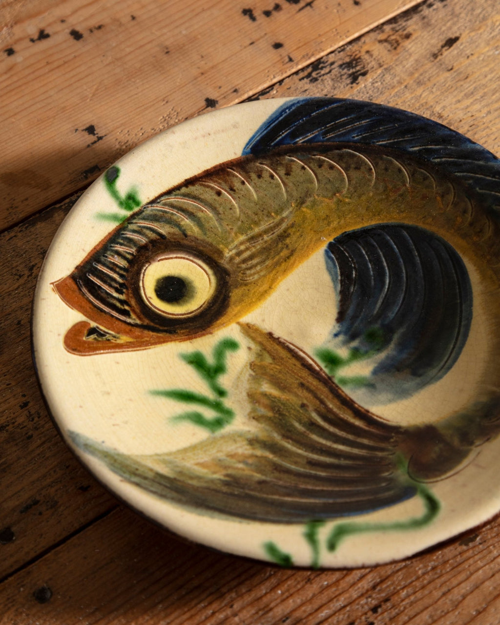 Hand Painted Fish Studio Plate, Signed – Lone Fox