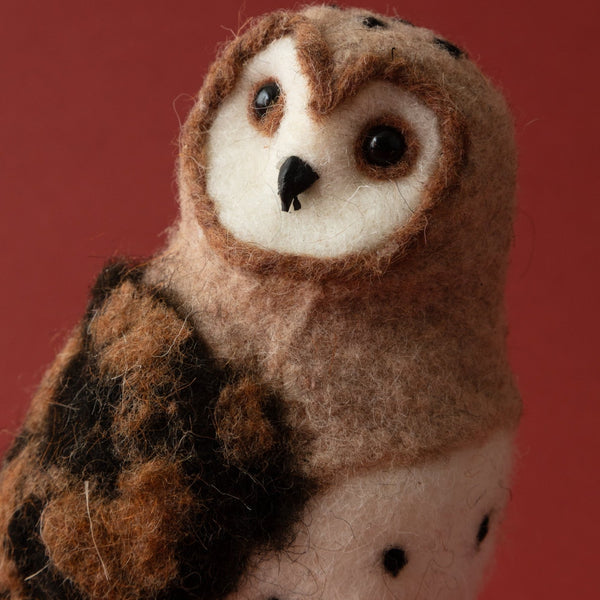 handmade-wool-felt-barn-owl-