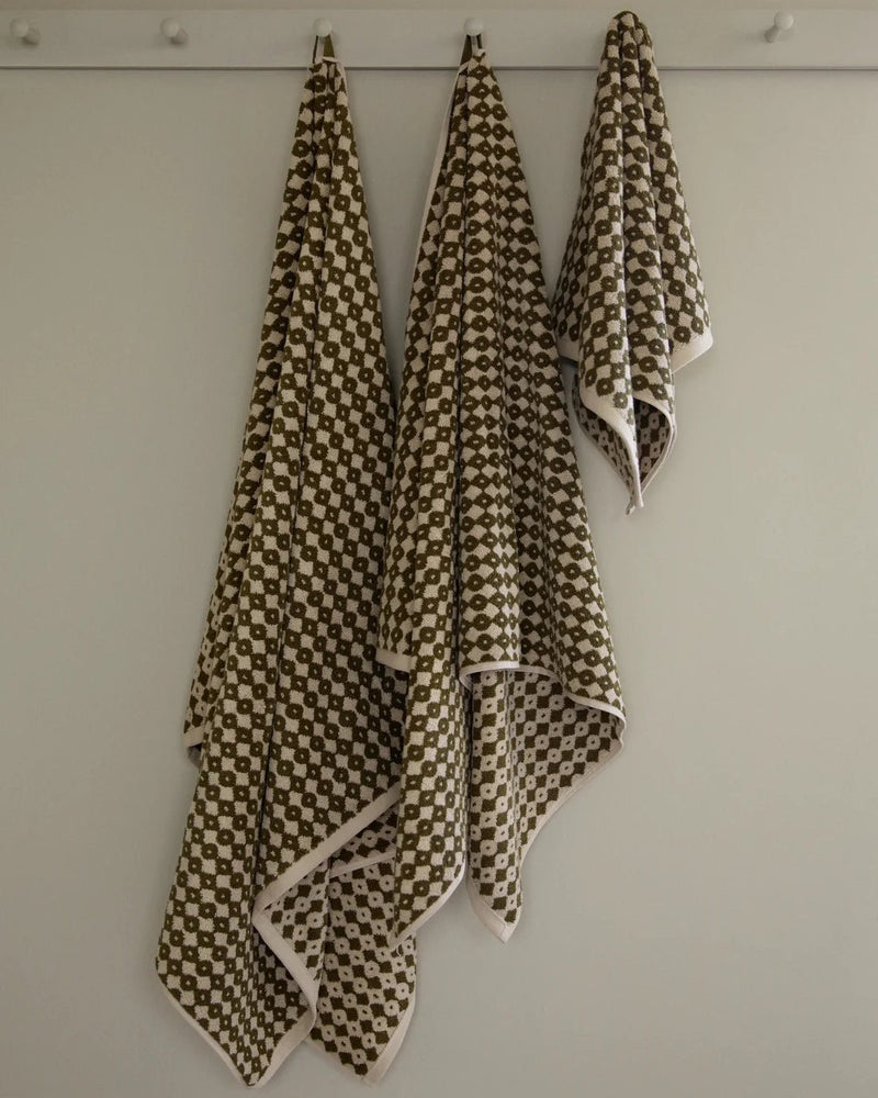 Hanna Bath Sheet - Lone Fox