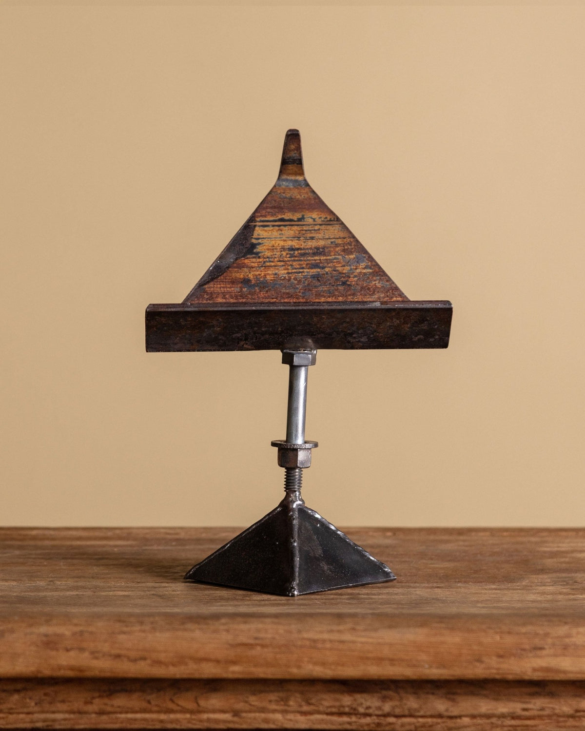 Vintage Decor – Lone Fox