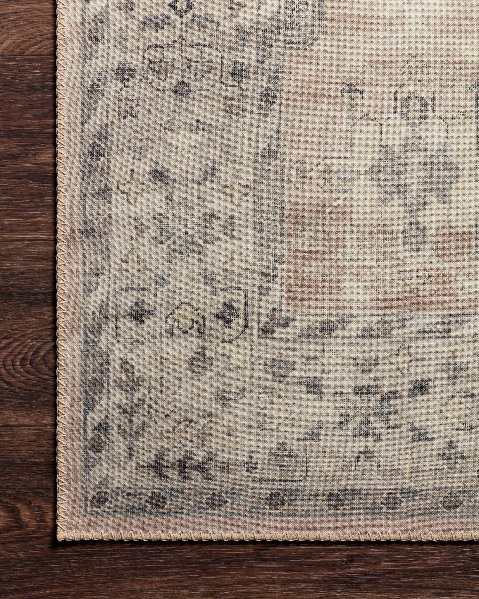 Java Rug – Lone Fox