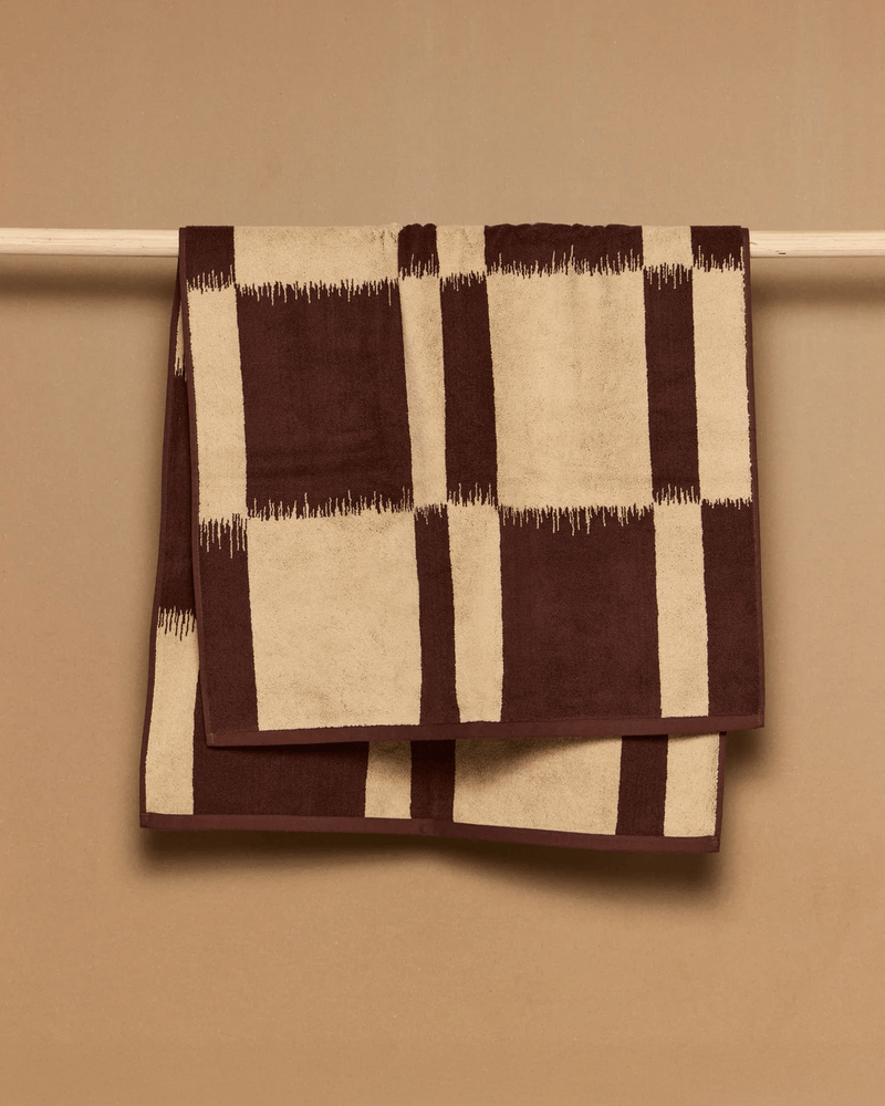 Karin Bath Towel - Lone Fox