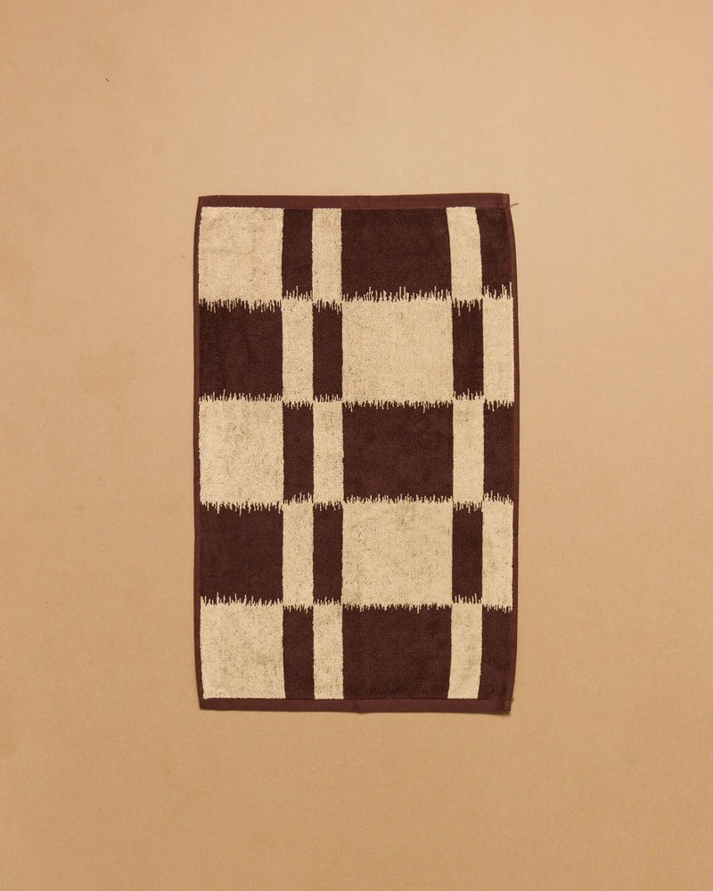 Karin Hand Towel - Lone Fox