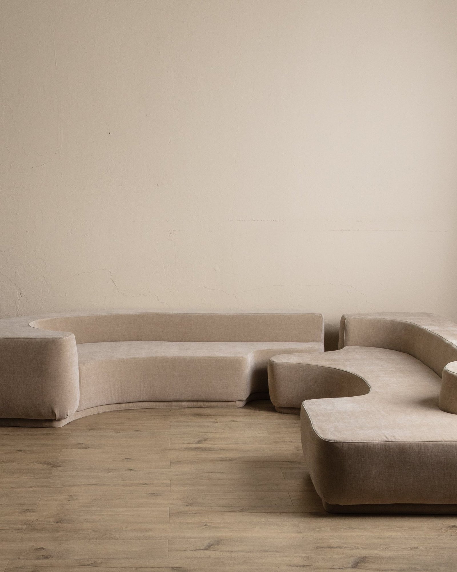 Lara Sectional in Ivory Chenille by Roberto Pamio & Renato Toso