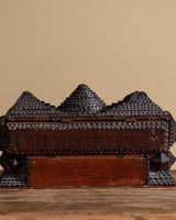 Large Double Layer Pyramid Tramp Art Box, USA, Late 19th Century - Lone Fox