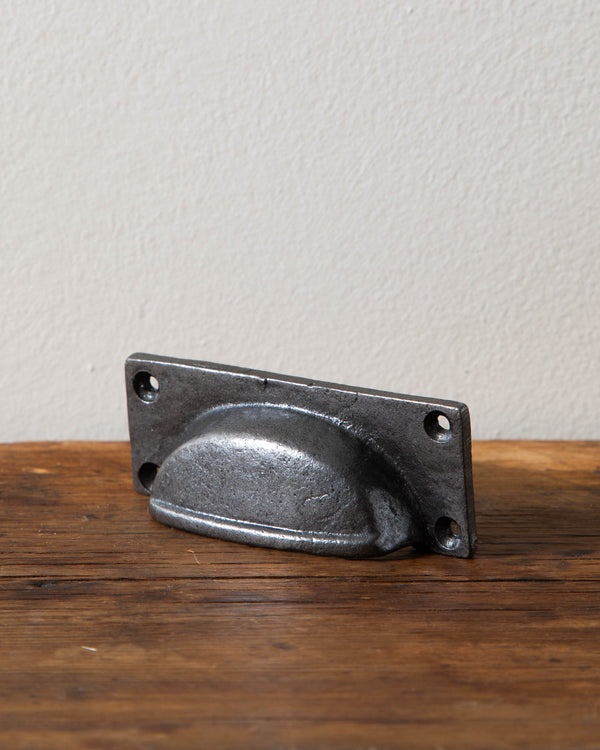 Lipped Cabinet Pull Handle - Lone Fox