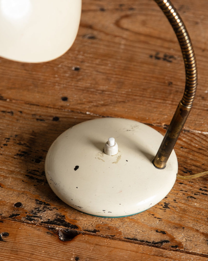 Mid Century Cream Enamel Pointy Desk Lamp, Italy, 1950's - Lone Fox