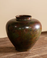 Mottled Patina Bronze Vase, Japan, Early 20th Century - Lone Fox