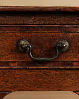 Oak Dressing Table w/ Cabriole Legs, England, Early 18th Century - Lone Fox