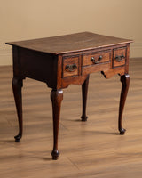 Oak Dressing Table w/ Cabriole Legs, England, Early 18th Century - Lone Fox