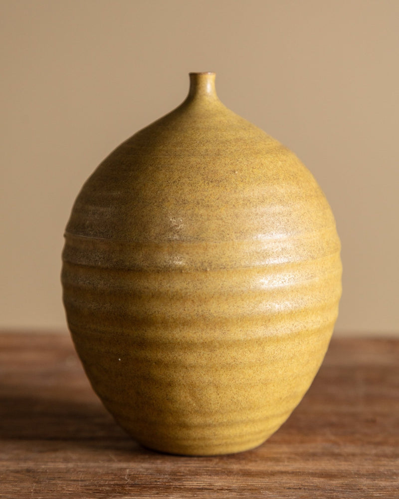 Organic Modern Rounded Bud Vase, Japan, 1970s – Lone Fox