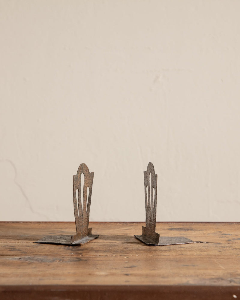 Pair of Arts & Crafts Hammered Copper Bookends, 1920's - Lone Fox