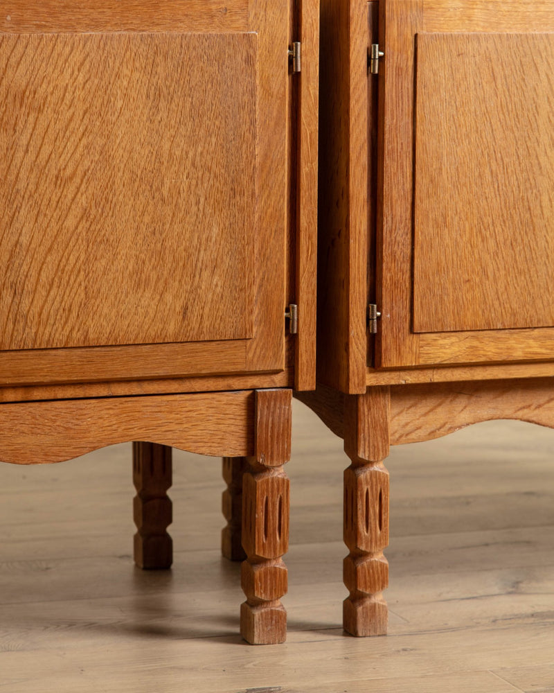 Pair of Danish Oak Wavy Edge Nightstands Attributed to Kjaernulf, 1970's - Lone Fox