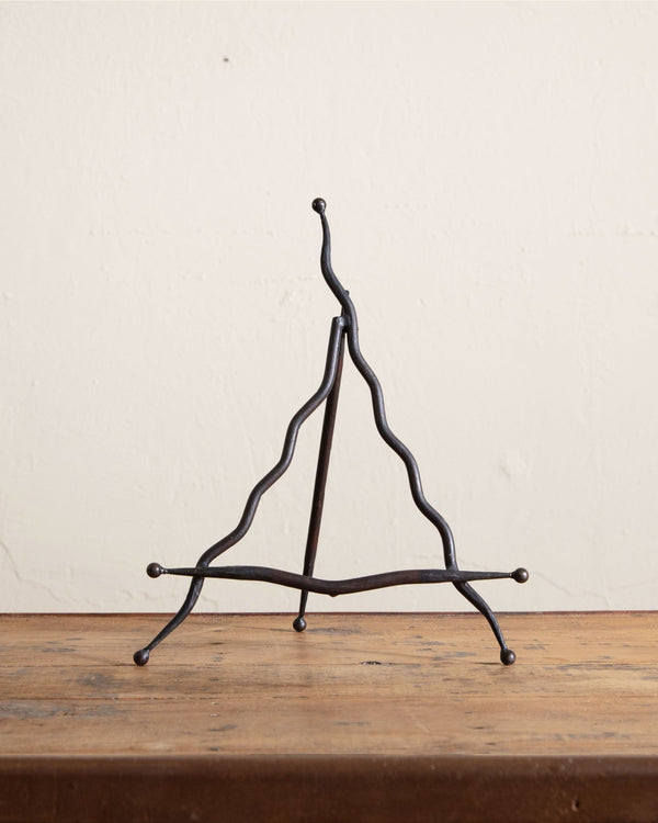 Postmodern Wavy Iron Tabletop Easel - Lone Fox