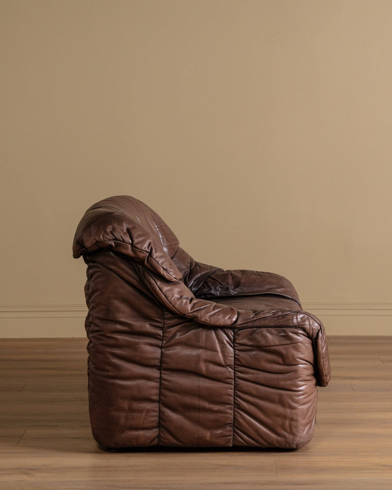 ligne roset ブラウンオットマン Ruched Leather Sofa, Manner of Ligne Roset, 1970's (2 Available