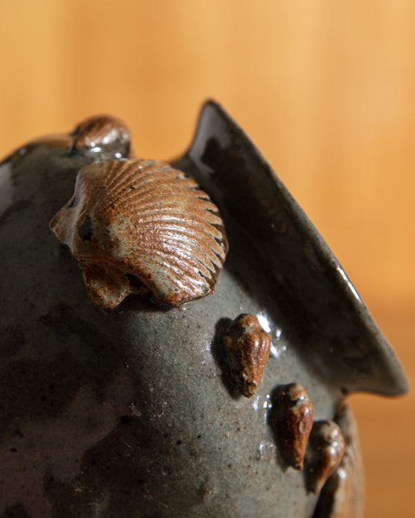Seashell Studio Pottery Vase, Signed - Lone Fox
